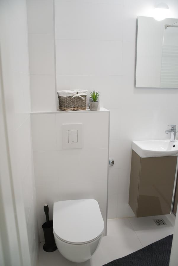 Bright & Stylish Studio Home, Superbly Located サラエヴォ エクステリア 写真